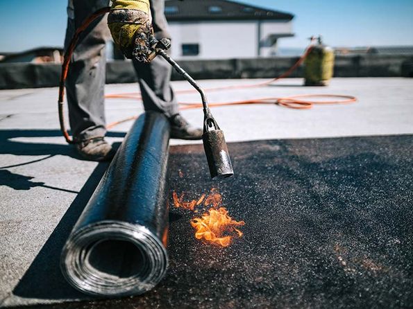 Terrasse mit Bitumen abdichten